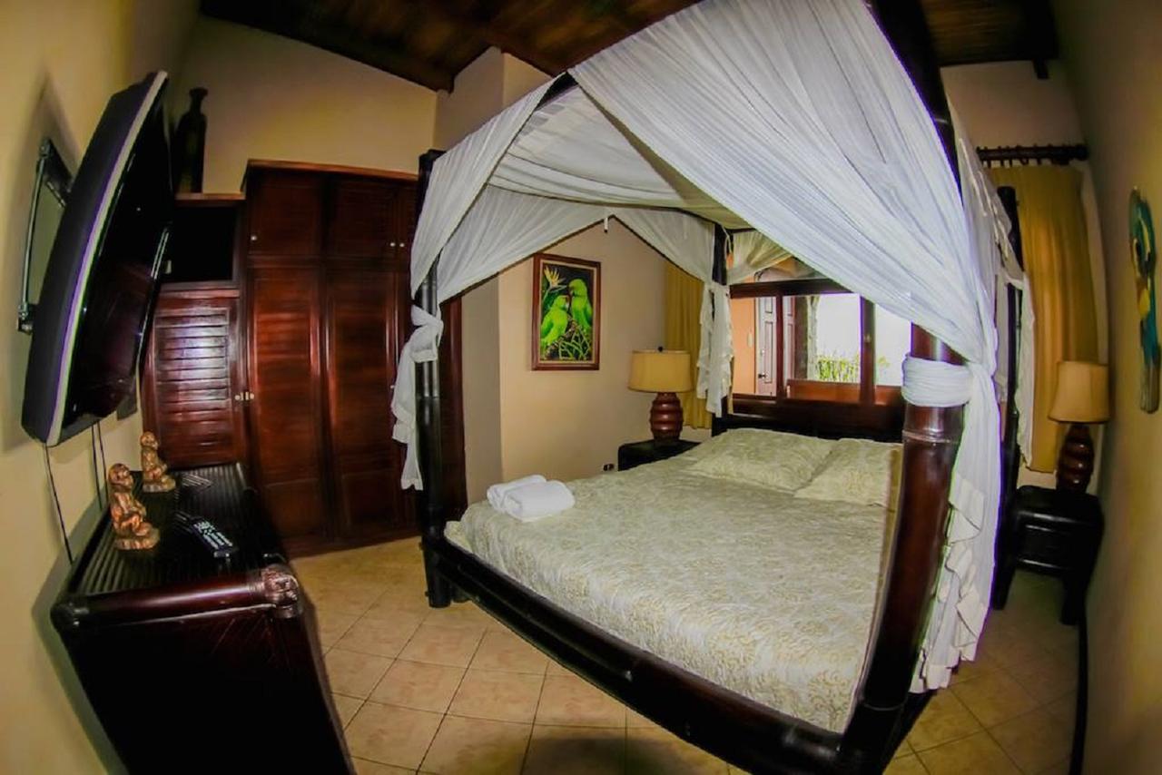 Marea Brava Hotel Jacó Екстериор снимка