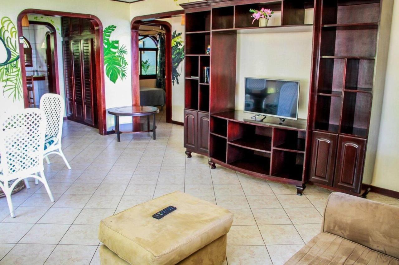 Marea Brava Hotel Jacó Екстериор снимка